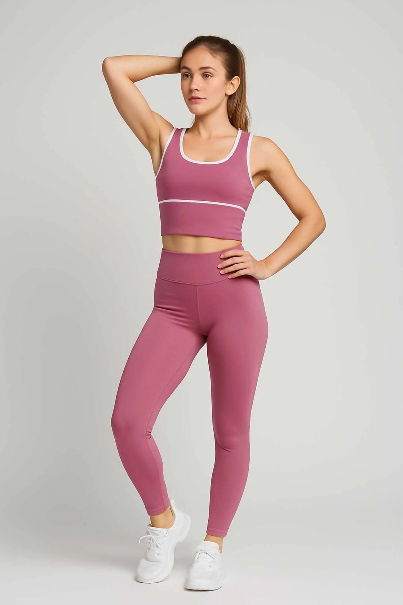 Blush Pink Seamless Activewear Set – High-Waist Leggings & Sports Bra