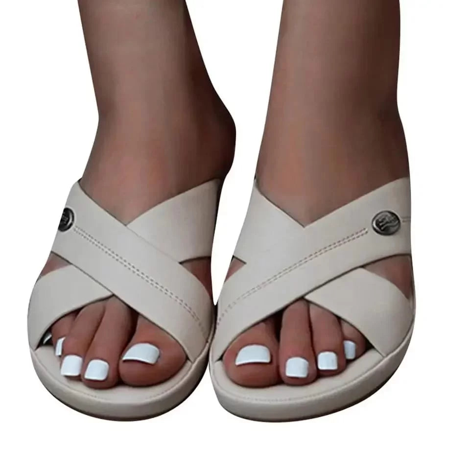 Wedges crossed buckle slippers outdoor White Sandals