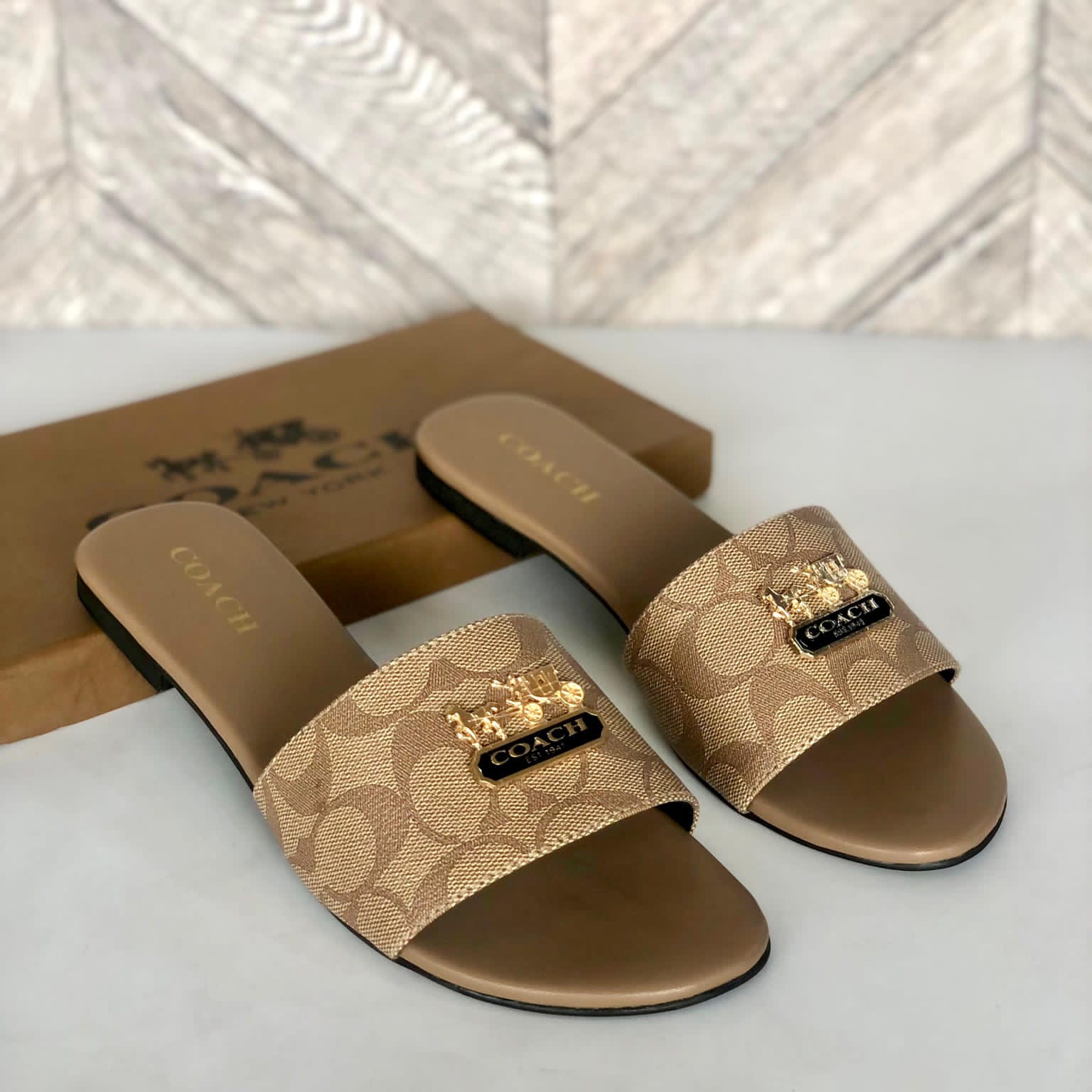 Luxury Coach Slipper