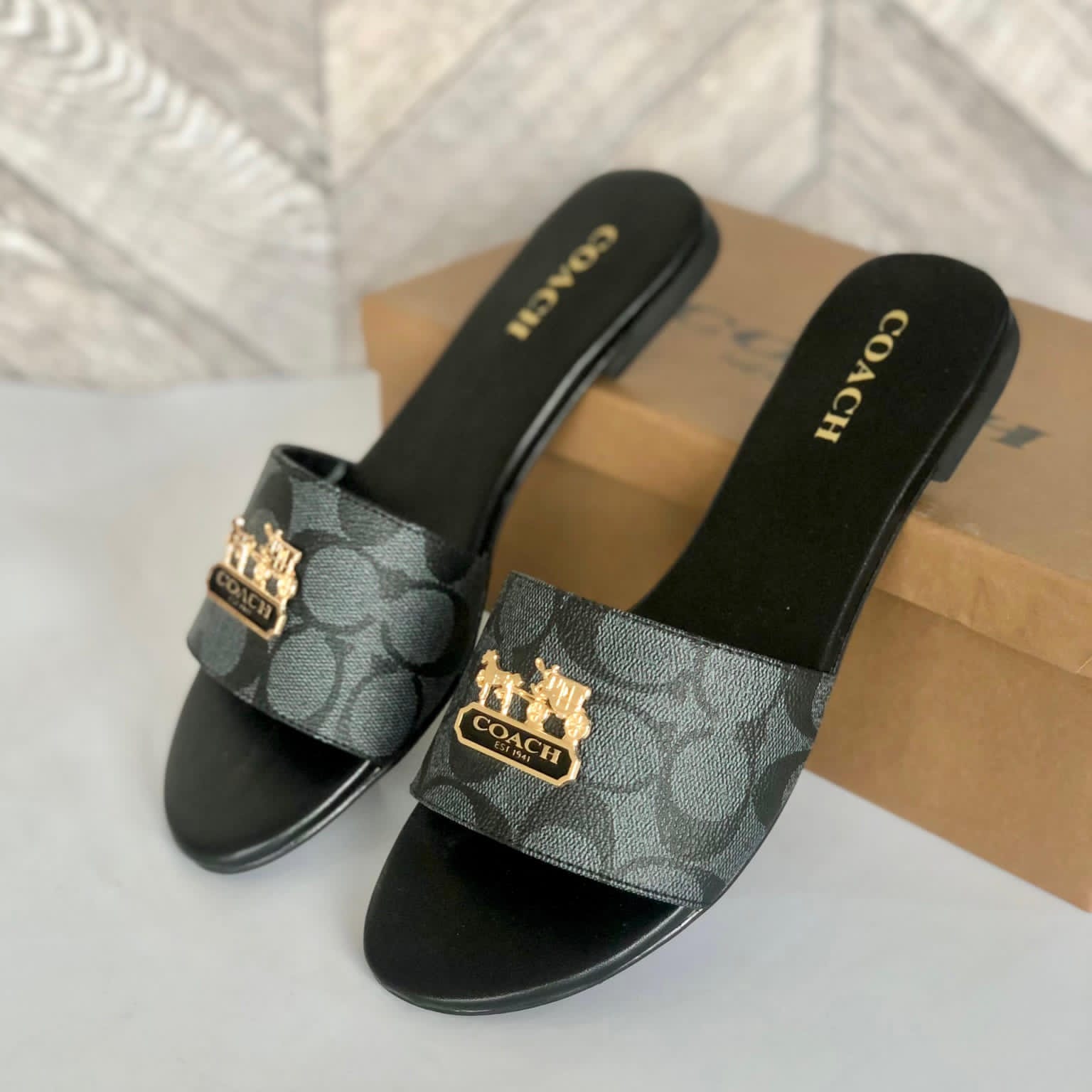 Luxury Coach Slipper