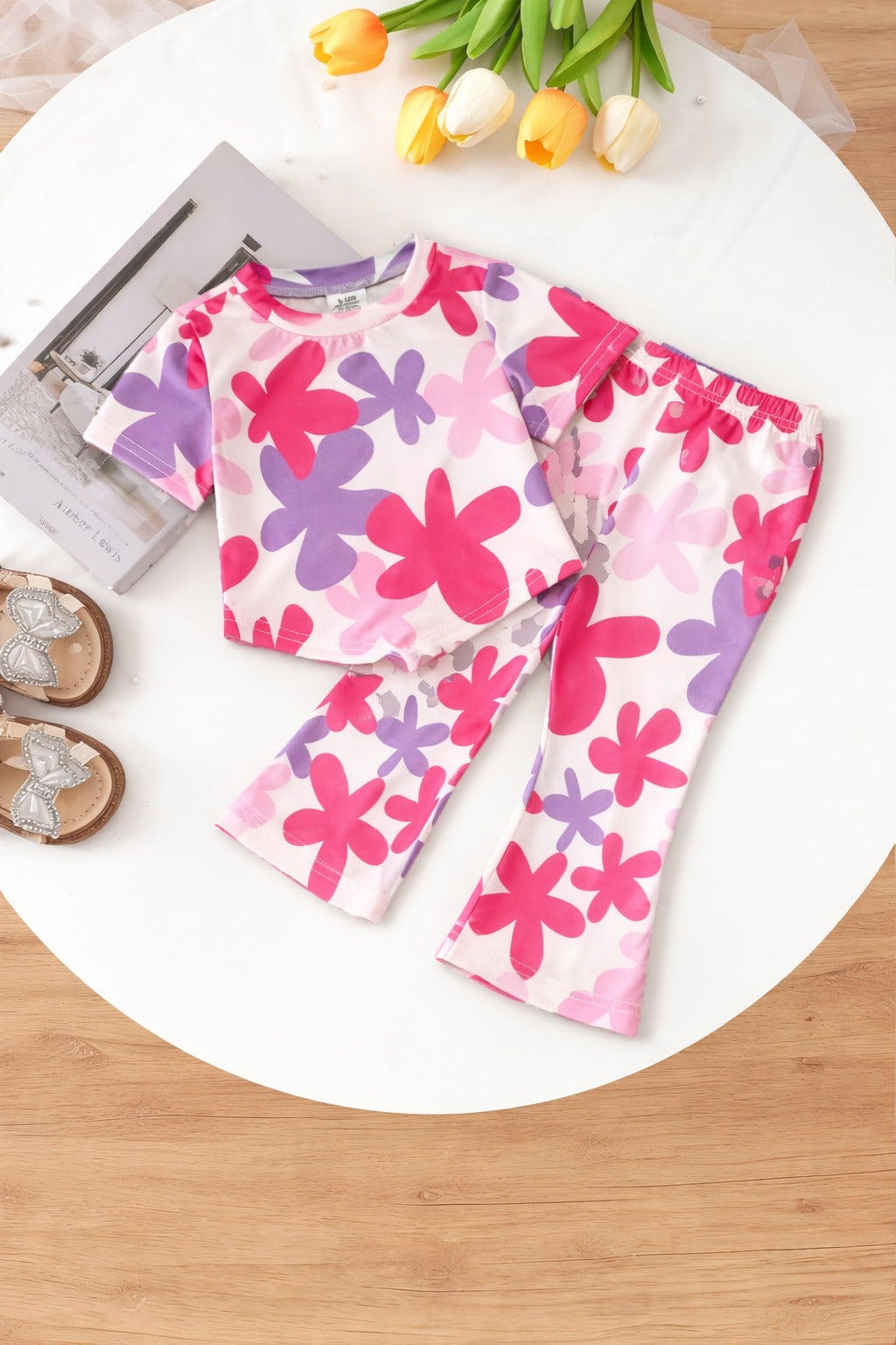 Off-White Kids Summer Tracksuit with Multi-Colored Floral Design - OM-419